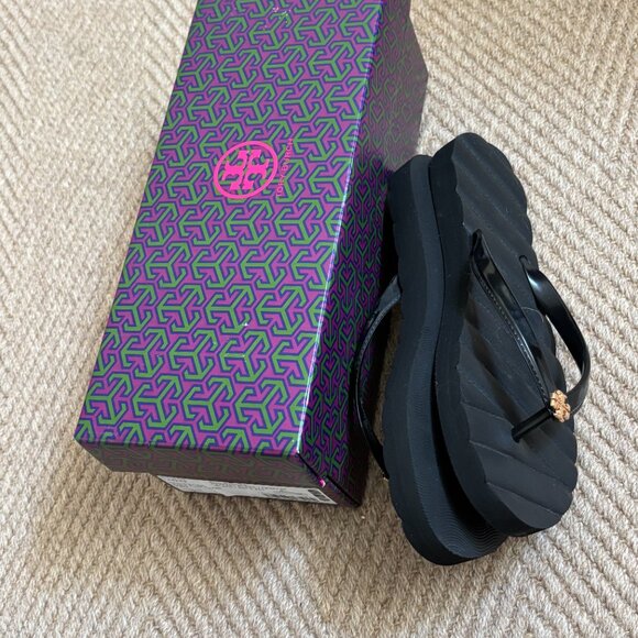 Tory Burch Kira Flip Flop - Picture 4 of 12